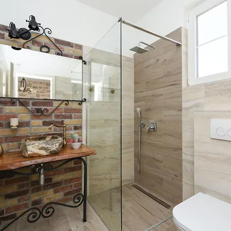 Imperia Zadarvillas *