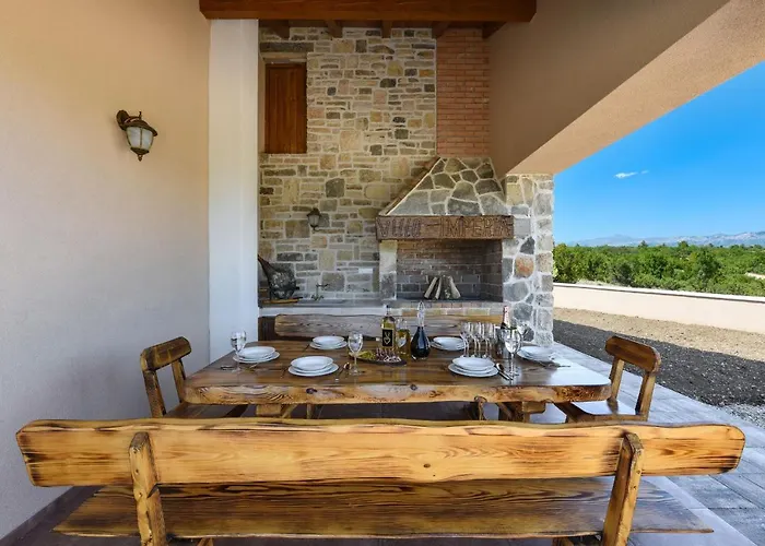 Imperia Zadarvillas *